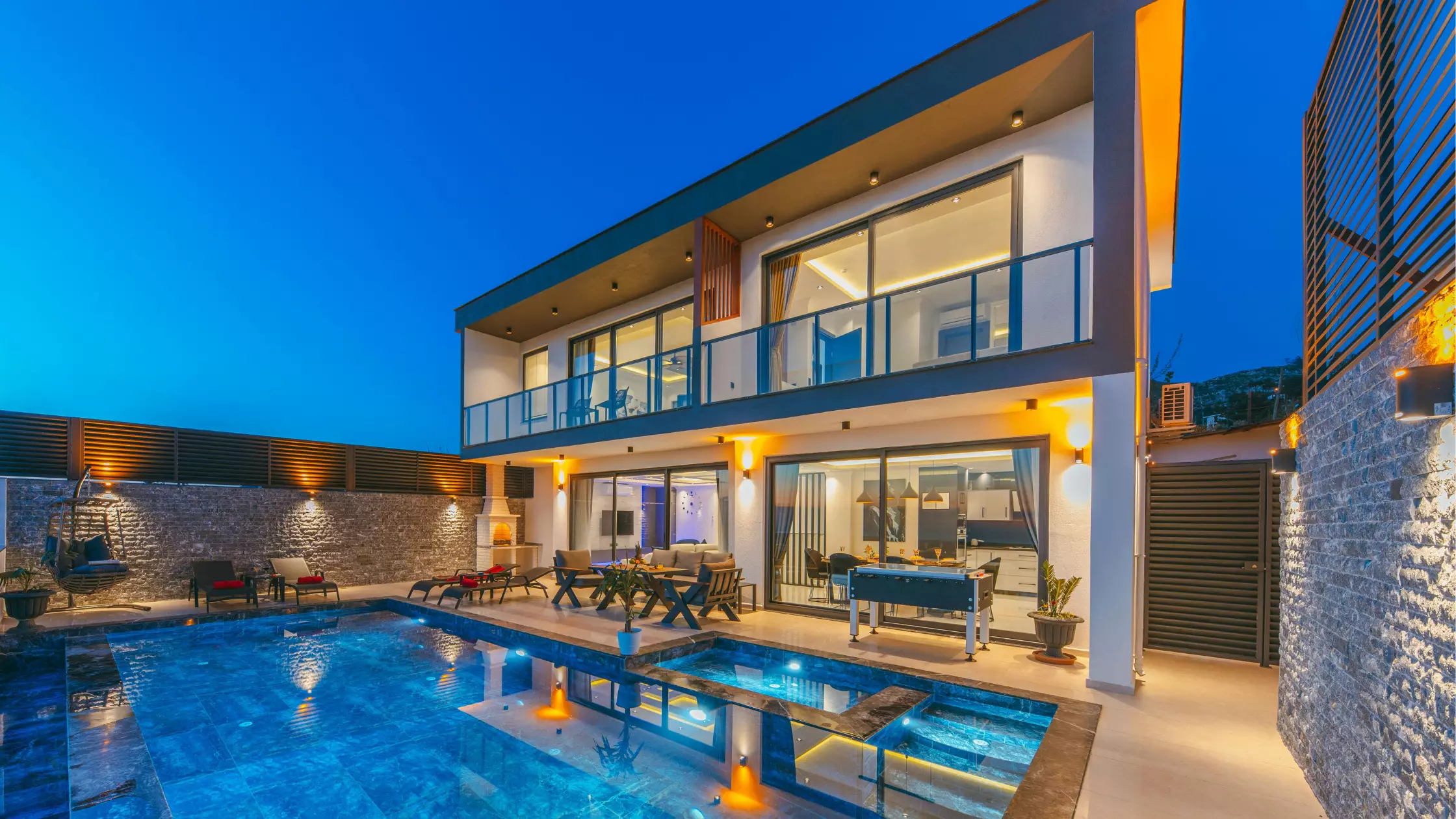 Highland Beach neighborhood interior view