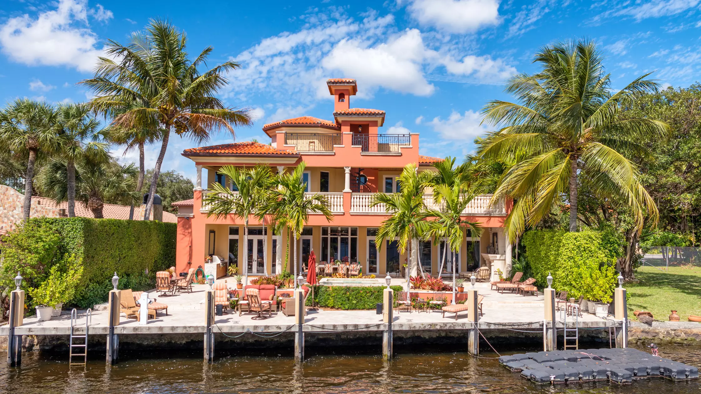 Fieldbrook Estates neighborhood pool view